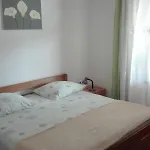Apartment With Parking Space - 5098 *