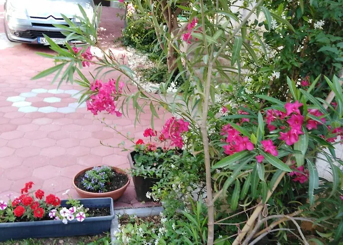 With Parking Space - 5098