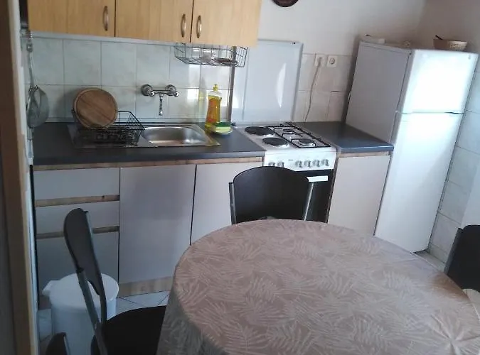 With Parking Space - 5098 아파트 무르테르